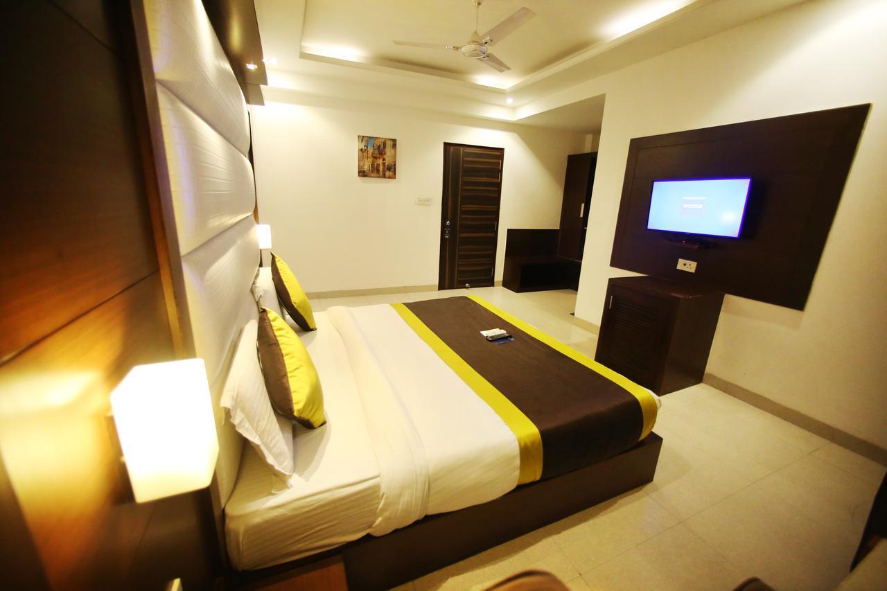 Hotel Aero Star Near Delhi Airport New Delhi Eksteriør bilde